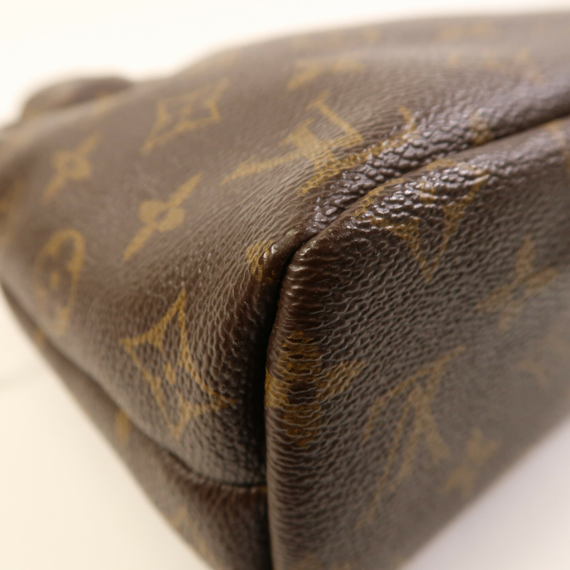 LOUIS VUITTON Monogram Noe Pouch金扣手拿包-7