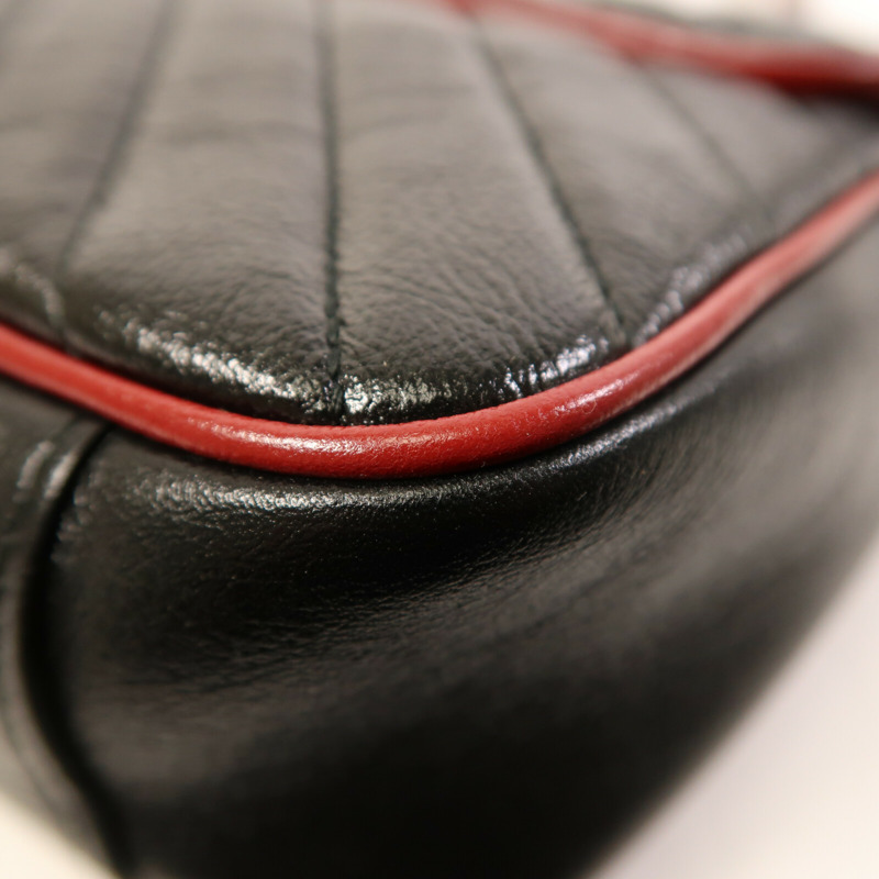 GUCCI 牛皮皮革GG Marmont金扣鏈帶肩背袋-6