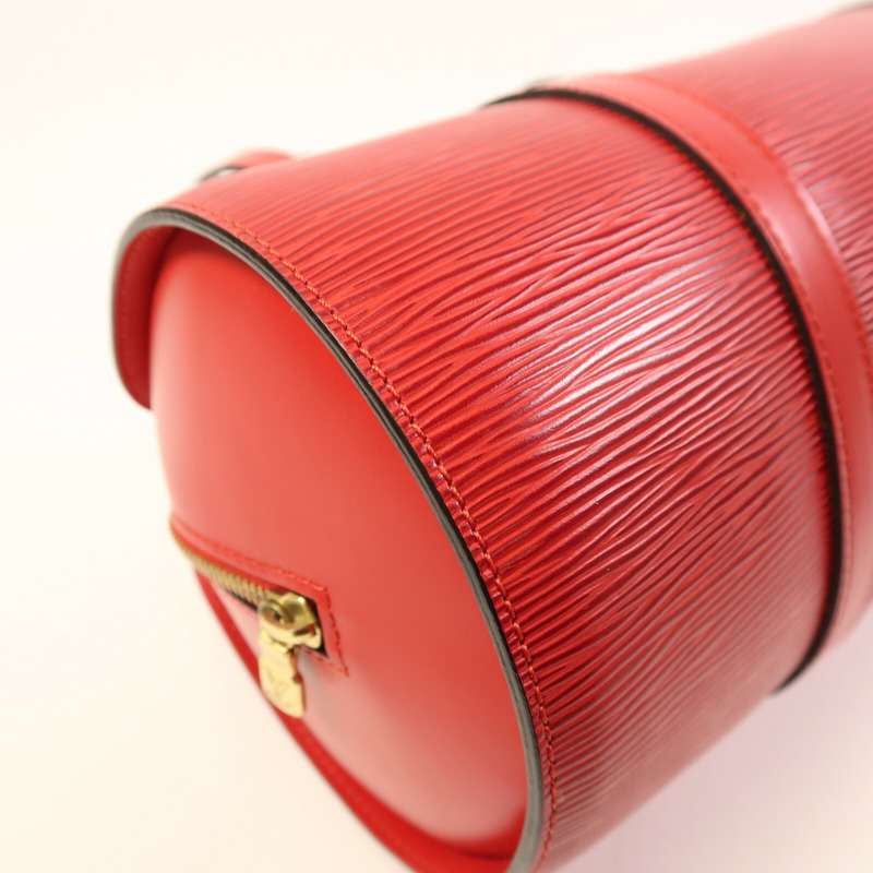 LOUIS VUITTON Epi Soufflot金扣肩背袋-5