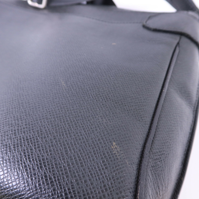 LOUIS VUITTON Taiga Roman MM銀扣肩背袋-17