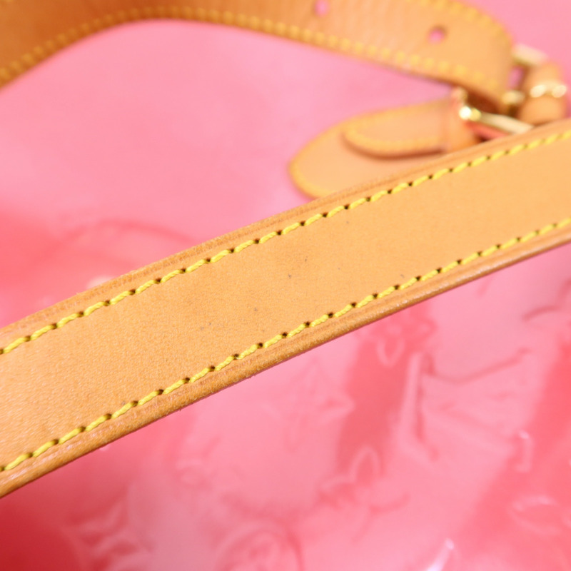 LOUIS VUITTON Vernis Brentwood金扣肩背袋-17