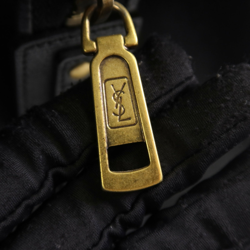 SAINT LAURENT 牛皮皮革Cabas Chyc金扣手挽袋-13