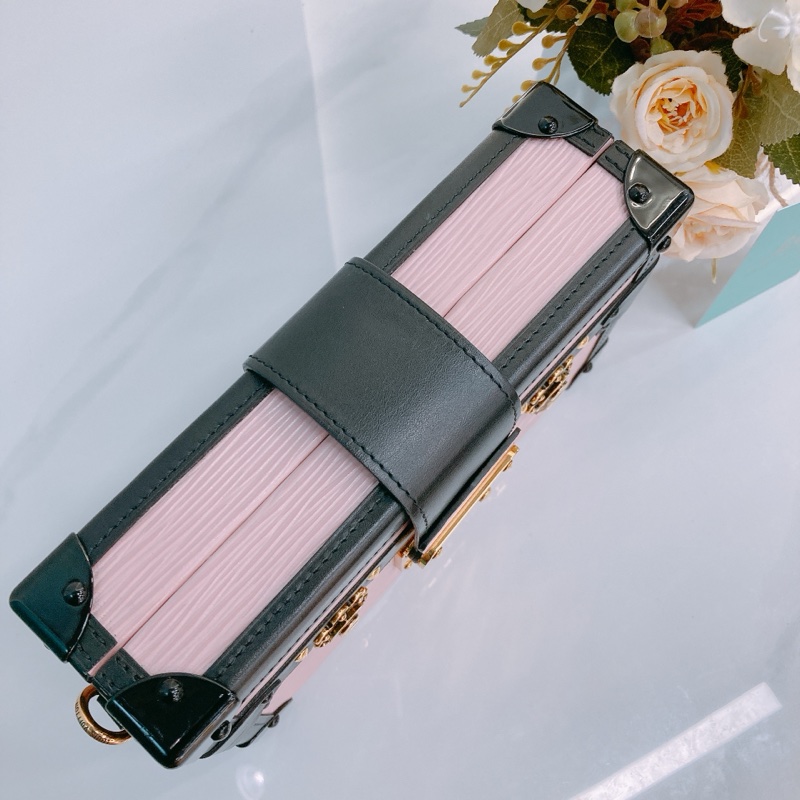 MS0471 LOUIS VUITTON 路易威登經典硬盒子樹皮紋肩帶包包TRUNK CLUTCH EPI CALFSKIN-18