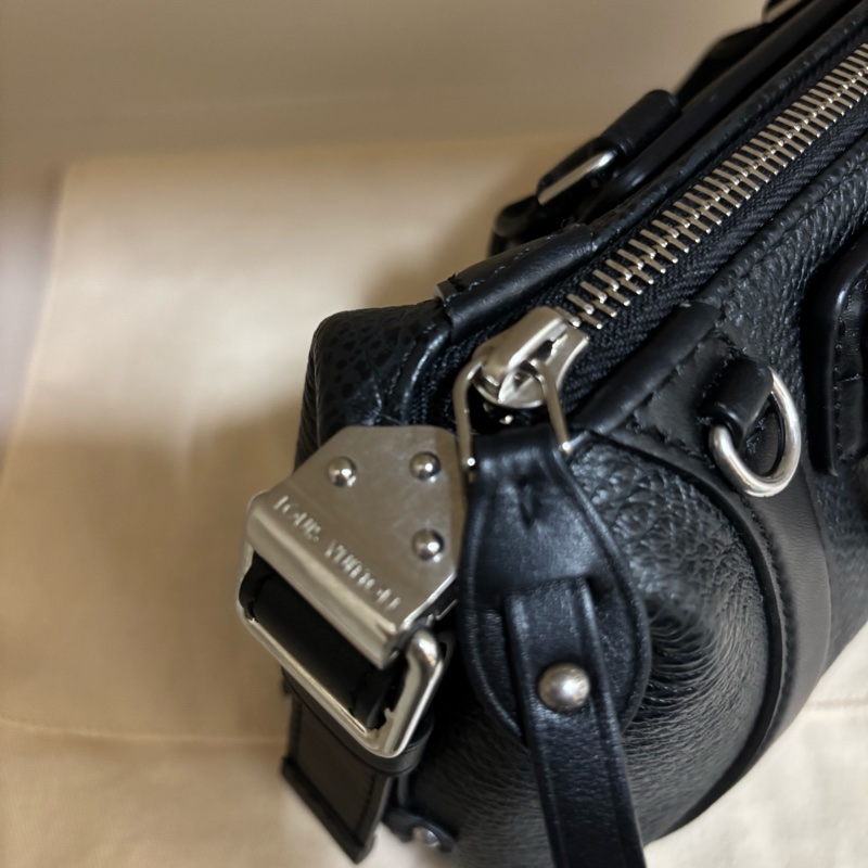 LV nano biker-6
