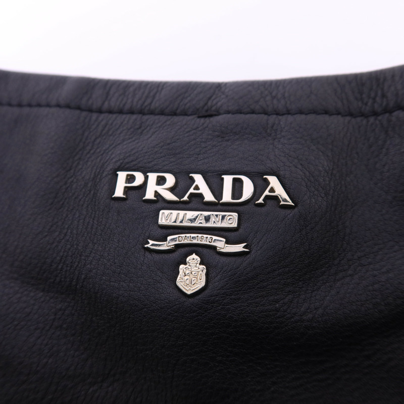 PRADA 牛皮皮革Shoulder Bag銀扣肩背袋-10