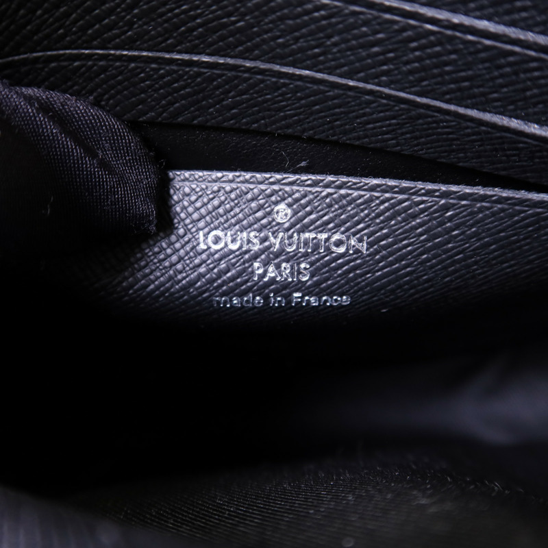 LOUIS VUITTON Monogram Macassar Christopher Wearable Wallet肩背袋-6