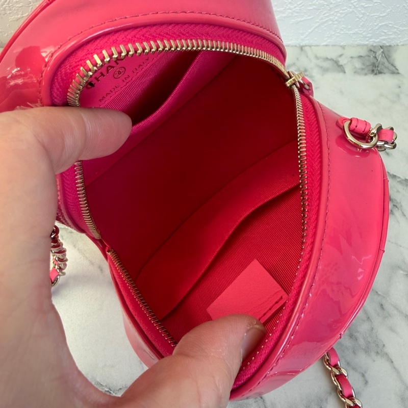 Chanel 桃粉色漆皮圓餅鏈包❣️可愛第一名-7