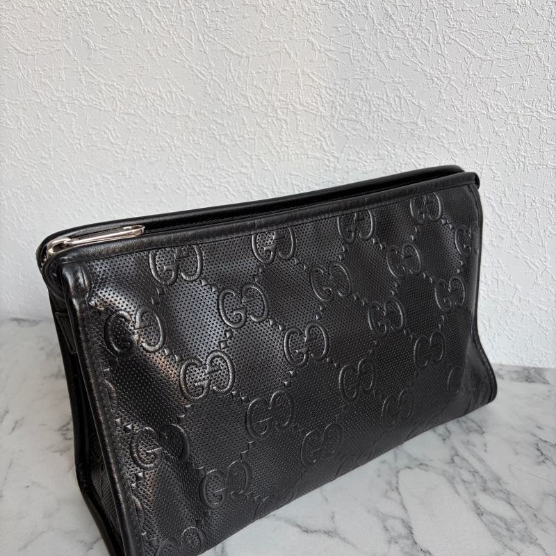 Gucci 黑色壓紋手拿包💙-0