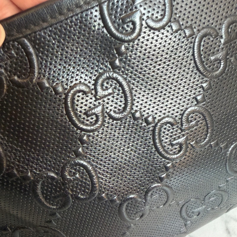 Gucci 黑色壓紋手拿包💙-9