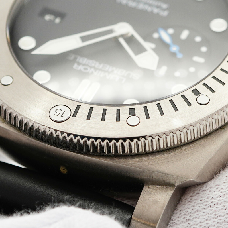 沛納海潛水錶 PAM01305 黑色錶盤男士腕錶-6