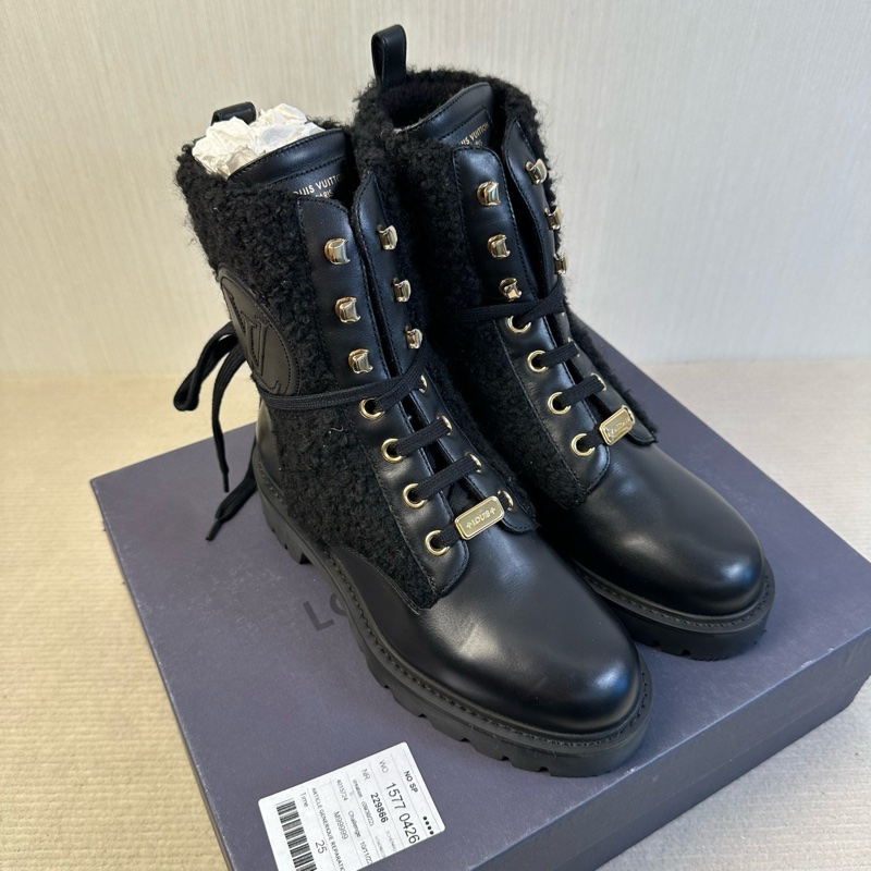 全新 LV 路易威登 黑色 皮革 羊毛 拼接 短靴 尺碼:36-1