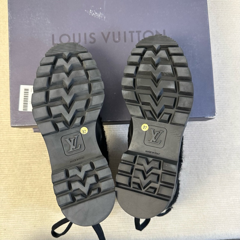 全新 LV 路易威登 黑色 皮革 羊毛 拼接 短靴 尺碼:36-8