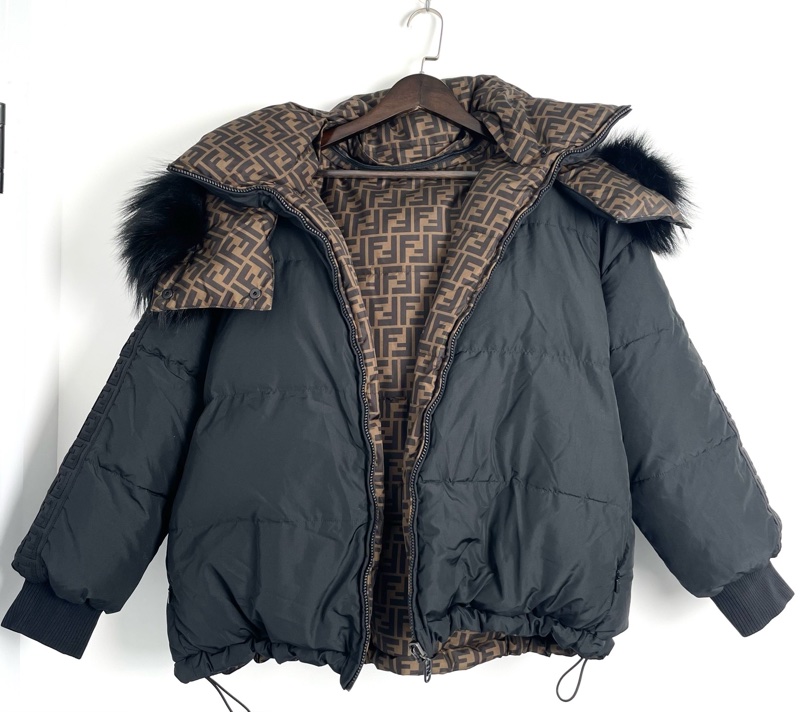 芬迪 FF印花雙面羽絨服全新s碼帶吊牌-0