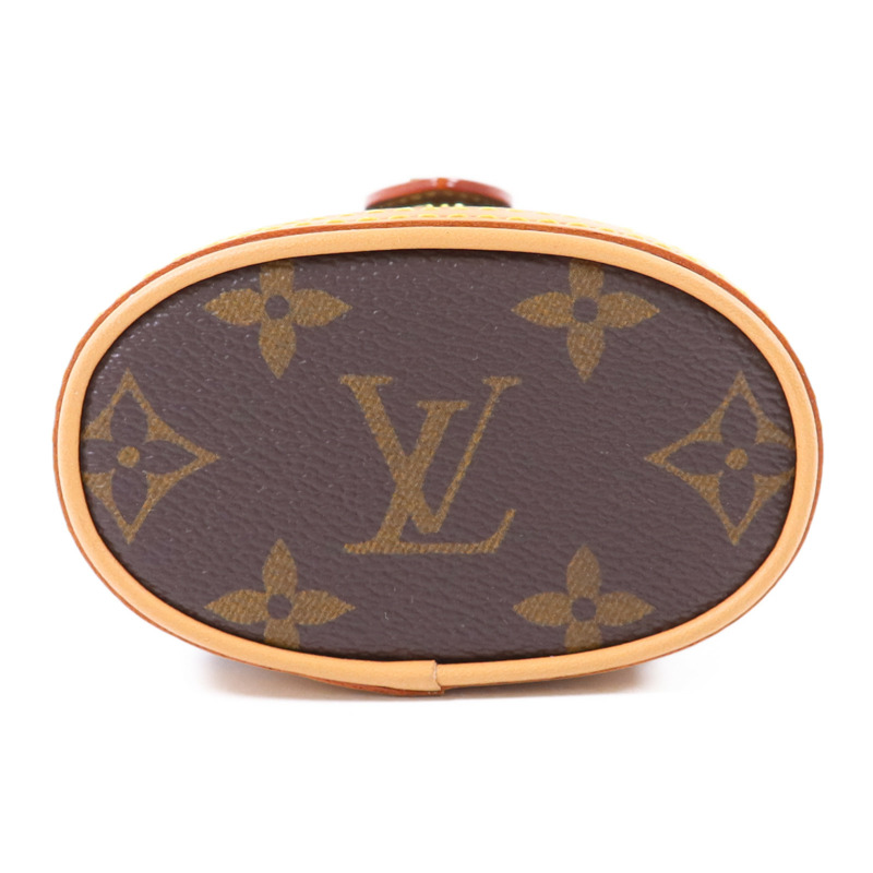 LOUIS VUITTON Monogram Fold Me Pouch金扣肩背袋-3