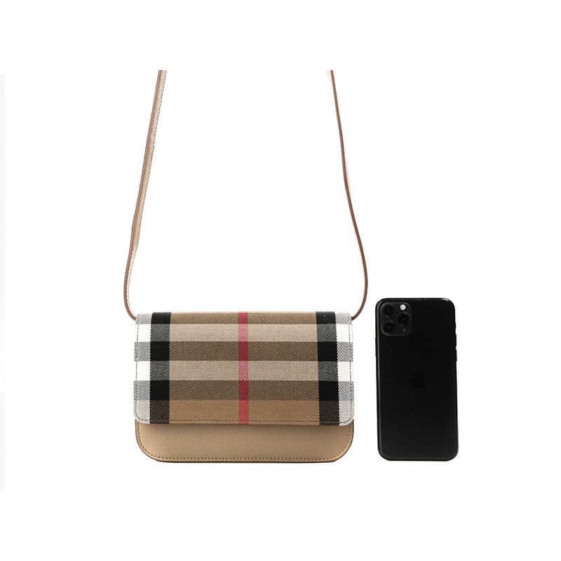 BURBERRY 24SS LL MADISON 斜背包-16