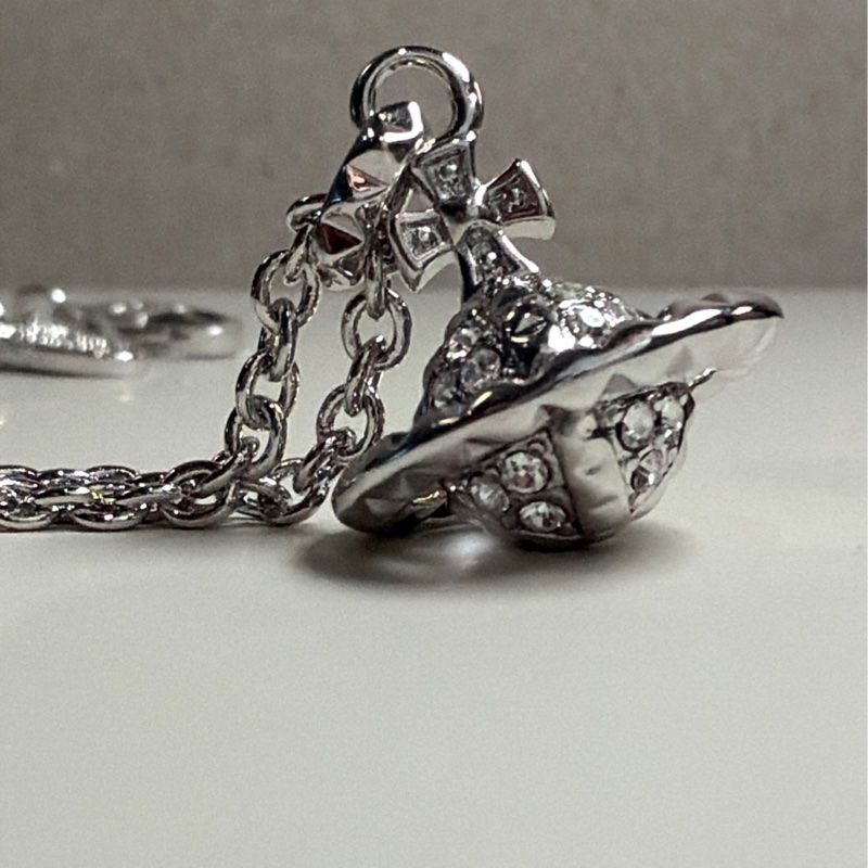 Vivienne Westwood🪐 Mayfair Bas Relief 立體土星項鍊-3