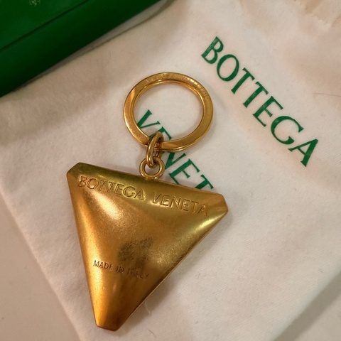 Bottega Veneta BV經典三角 厚實 鑰匙圈
