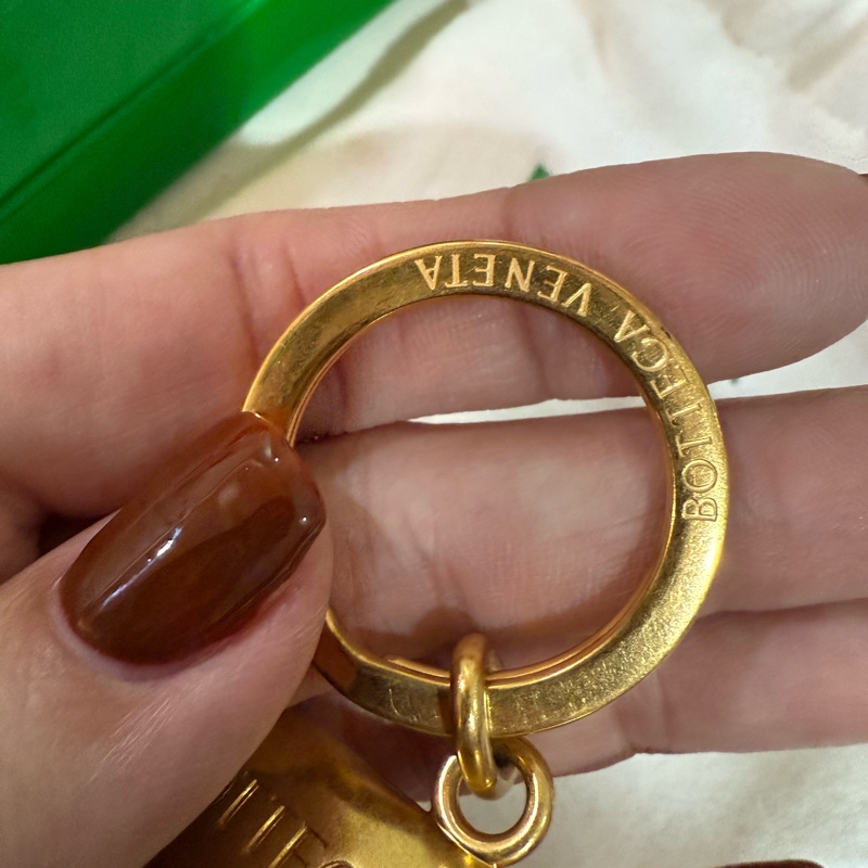 Bottega Veneta BV經典三角 厚實 鑰匙圈-6