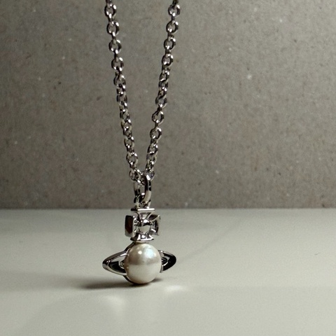 Vivienne Westwood🪐Balbina 珍珠項鍊