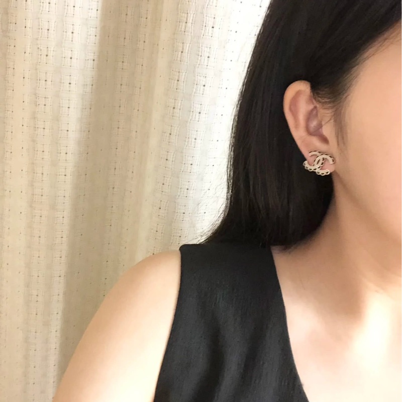 香奈兒。Chanel。24B。法式滾邊雙C耳環-7