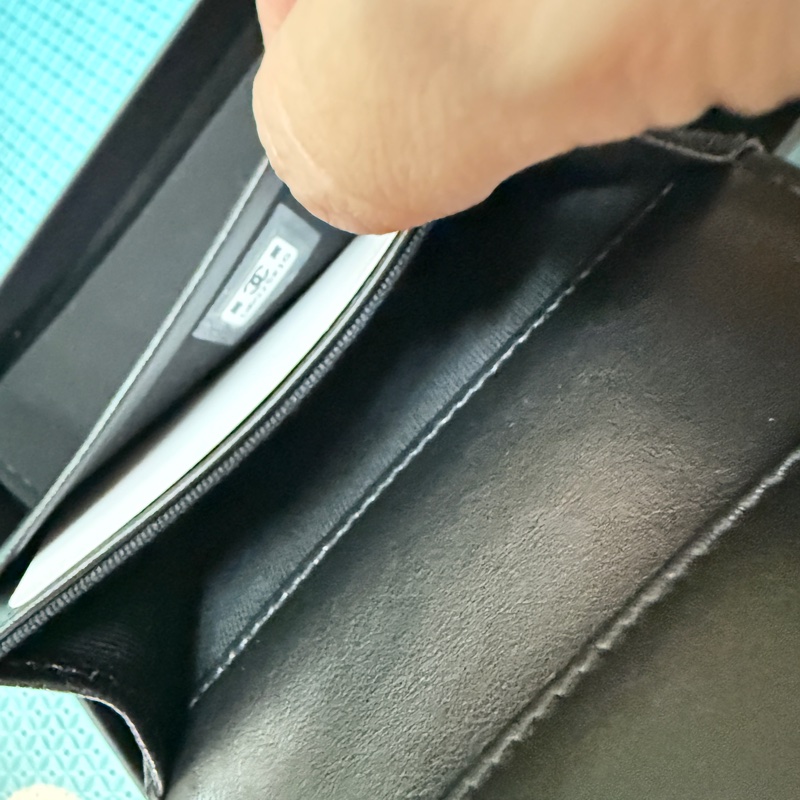 香奈兒。25A復古魚子醬卡包-9