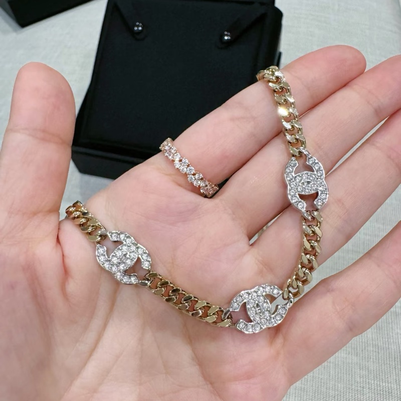 香奈兒。25C。五花choker。Jennie同款-6