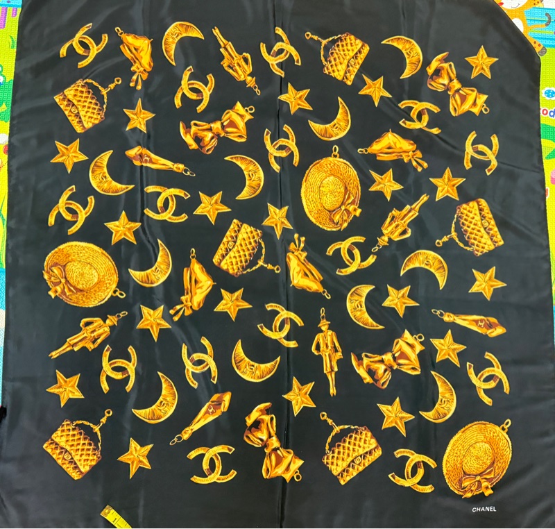 chanel 。香奶奶。經典元素絲巾-3