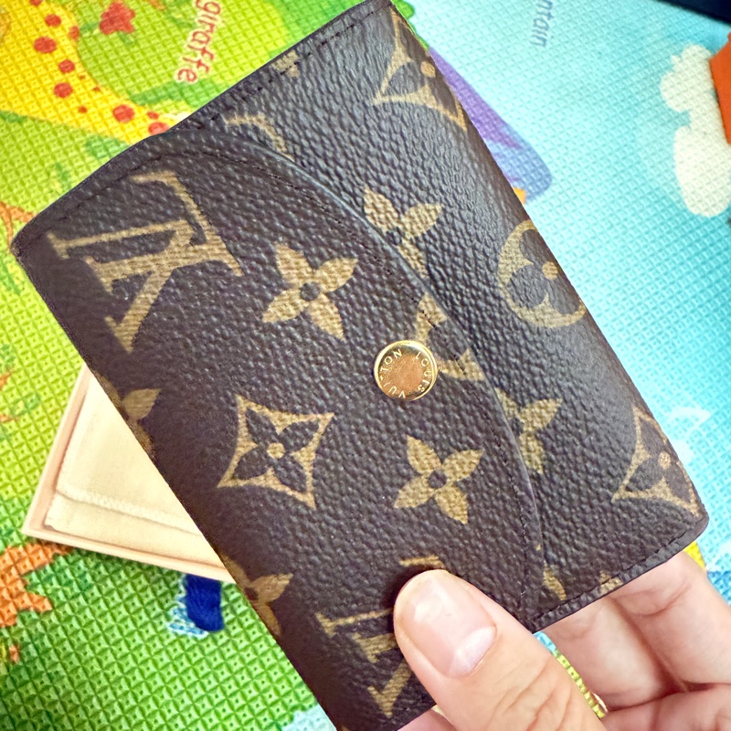 LV老花櫻花粉對夾、零錢包-6