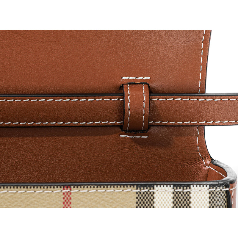 BURBERRY 25SS (LS HAMPSHIRE DFC) 女士 HAMPSHIRE 斜背包-11