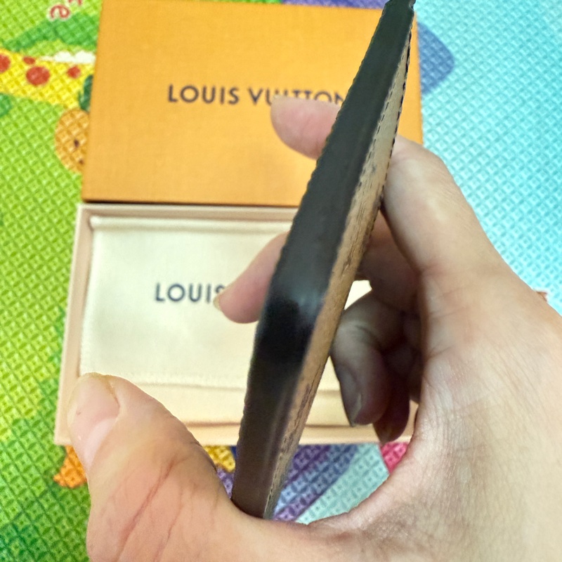 LV雙色名片夾。卡片套。-9