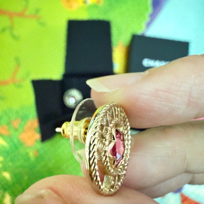 香奈兒。25P。粉紅星星鏤空耳環-5