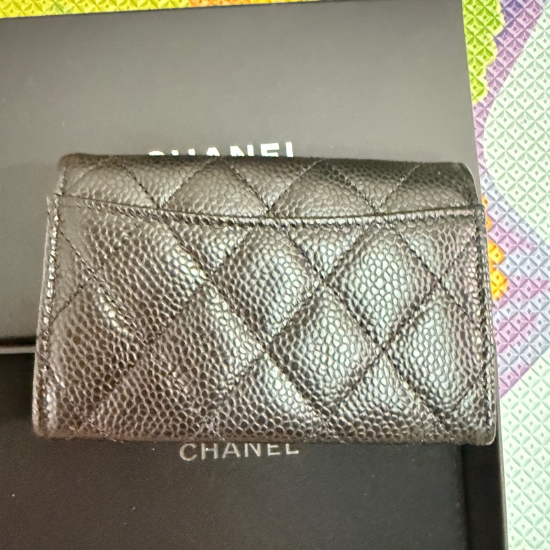 Chanel。黑金短卡夾。零錢包荔枝皮。-1