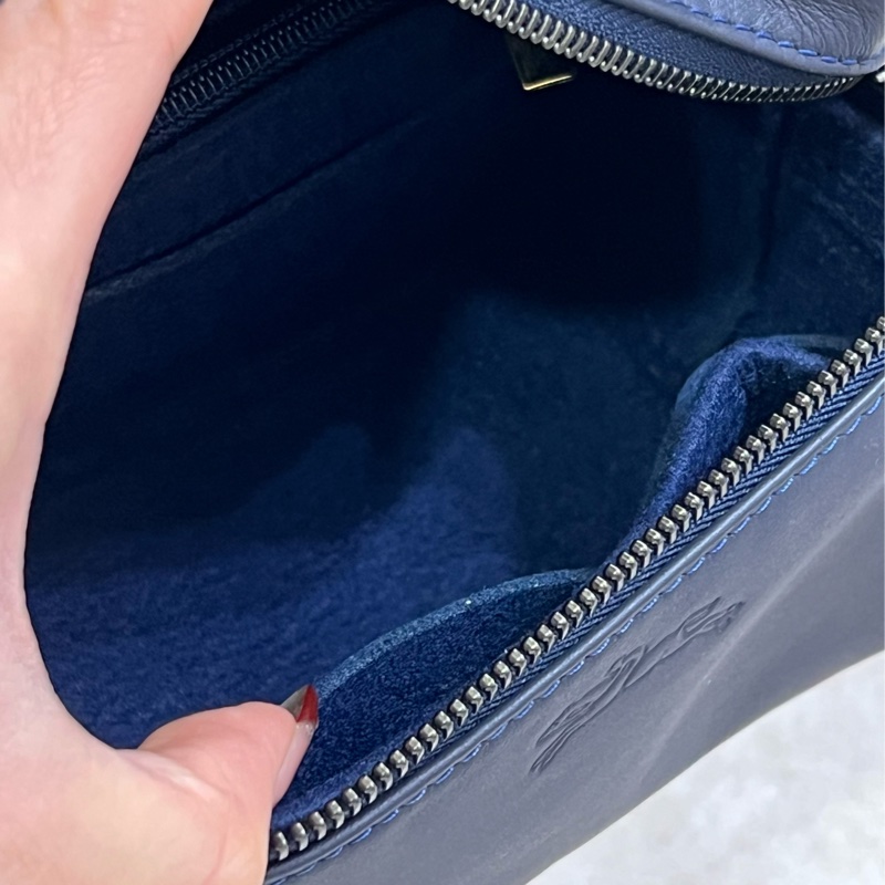 Longchamp Le Pliage Xtra 牛皮斜背包 海軍藍-25