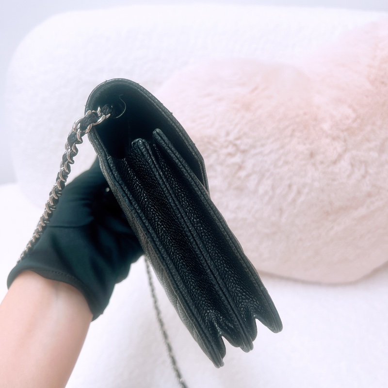 Chanel 黑銀方形woc/ 郵差鏈條包-5