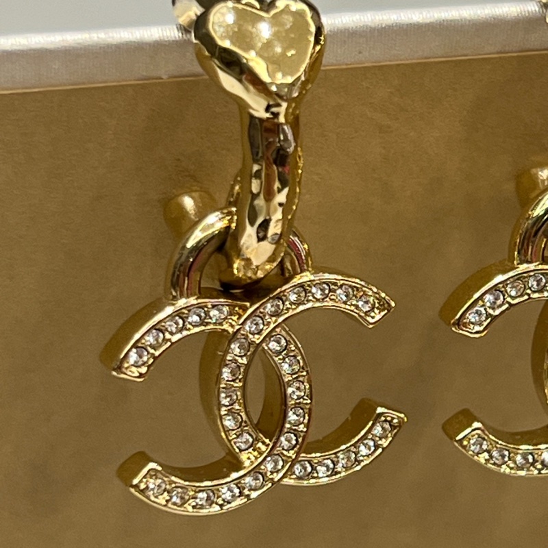 Chanel 23P愛心雙C吊墜耳環 金色-2