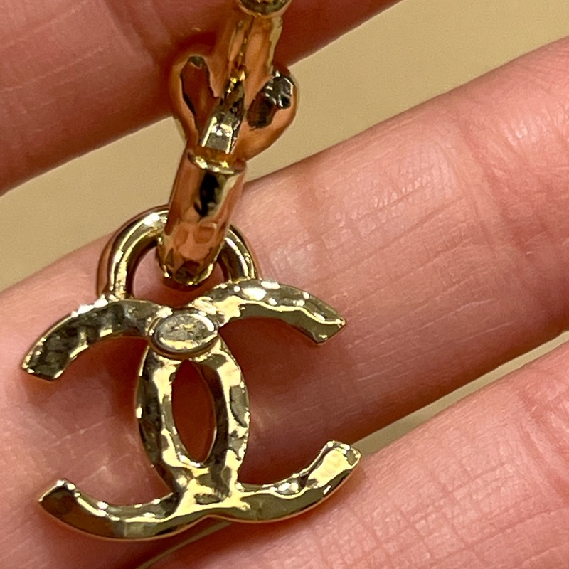 Chanel 23P愛心雙C吊墜耳環 金色-5