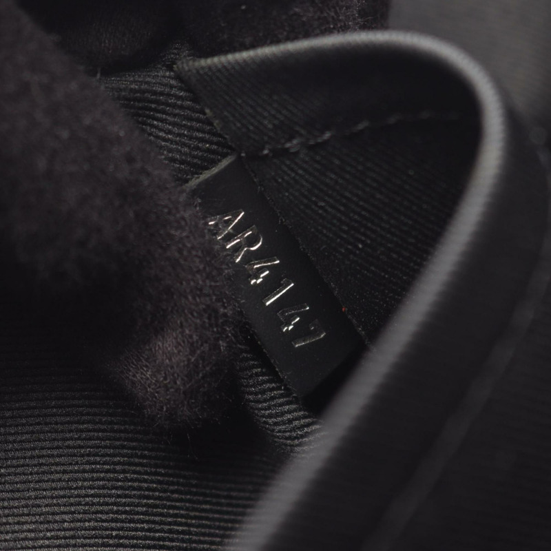 路易威登 Explorer Monogram Eclipse 公事包，男士黑色塗層帆布和皮革商務包，型號 M40566-4