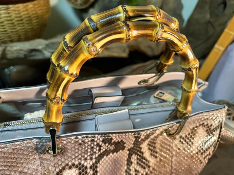 Gucci 真蟒蛇皮 手拿肩背包（全新）-2