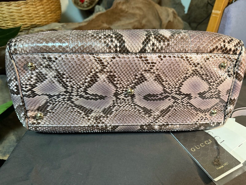 Gucci 真蟒蛇皮 手拿肩背包（全新）-4