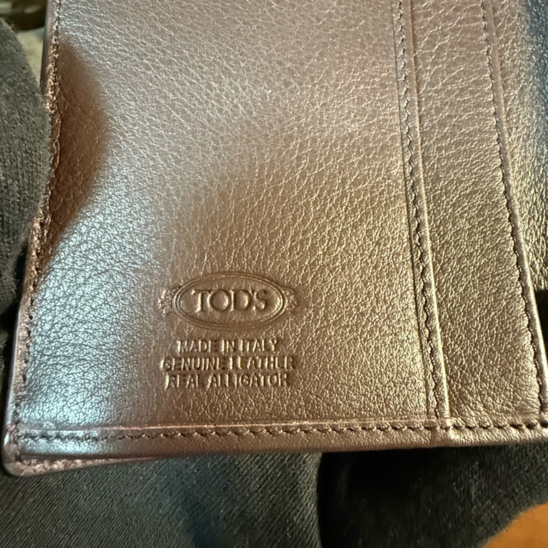 TOD’S 真鱷魚皮（腹部）長夾-10