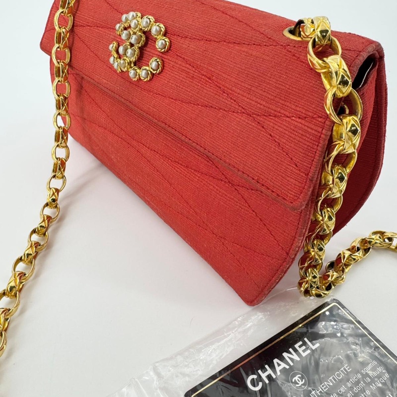 Chanel Vintage 91-94 Fabric Red & Imitation Pearl CC Mark Gold Chain Shoulder Bag-2