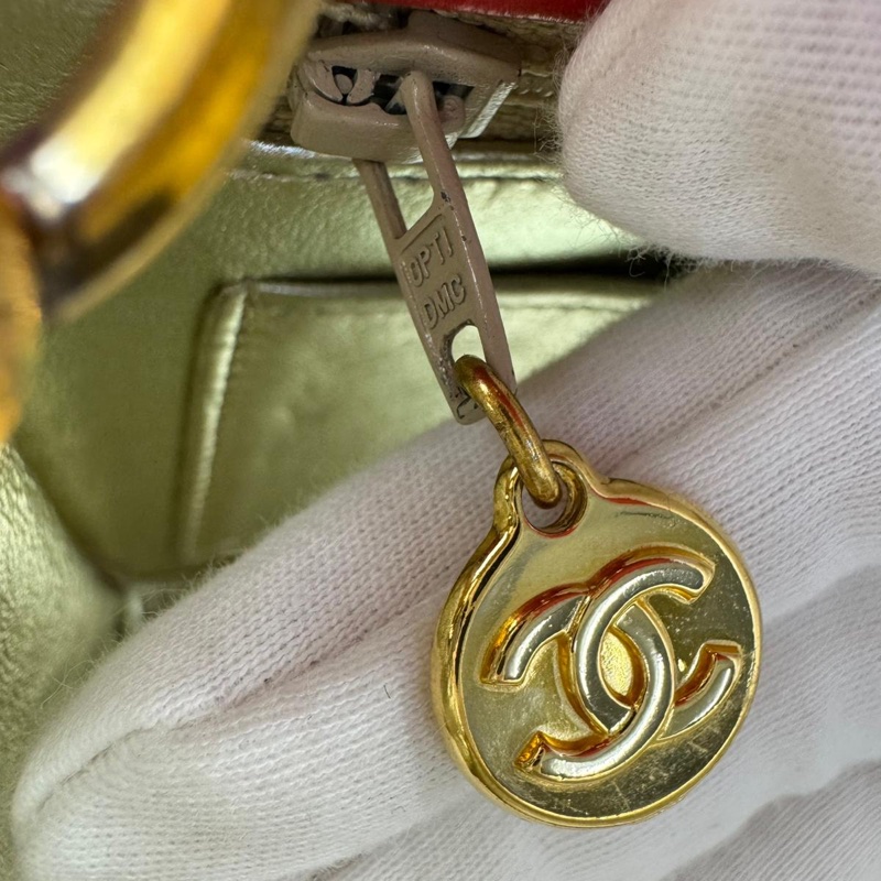 Chanel Vintage 91-94 Fabric Red & Imitation Pearl CC Mark Gold Chain Shoulder Bag-8