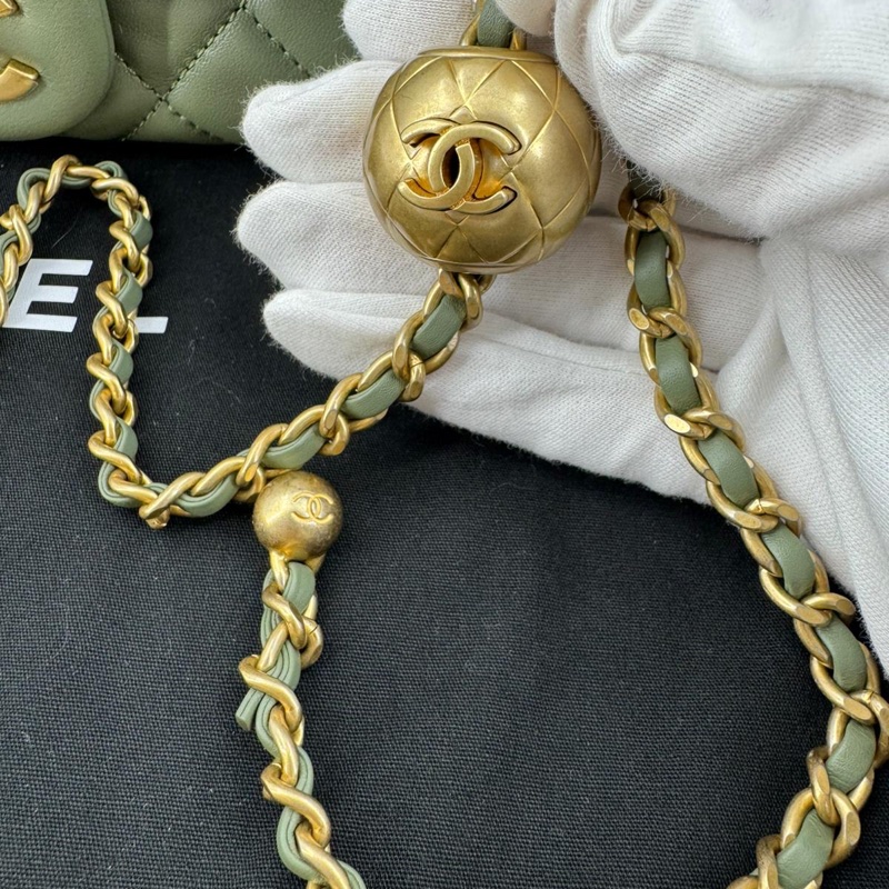 Chanel 21B Lambskin Pearl Crush Olive Green Mini Rectangular Flap Bag with Gold Hardware-9