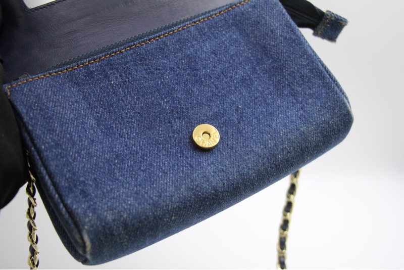 Chanel Blue Denim Coco Cosmetic Pouch Makeup Case Pouch-8