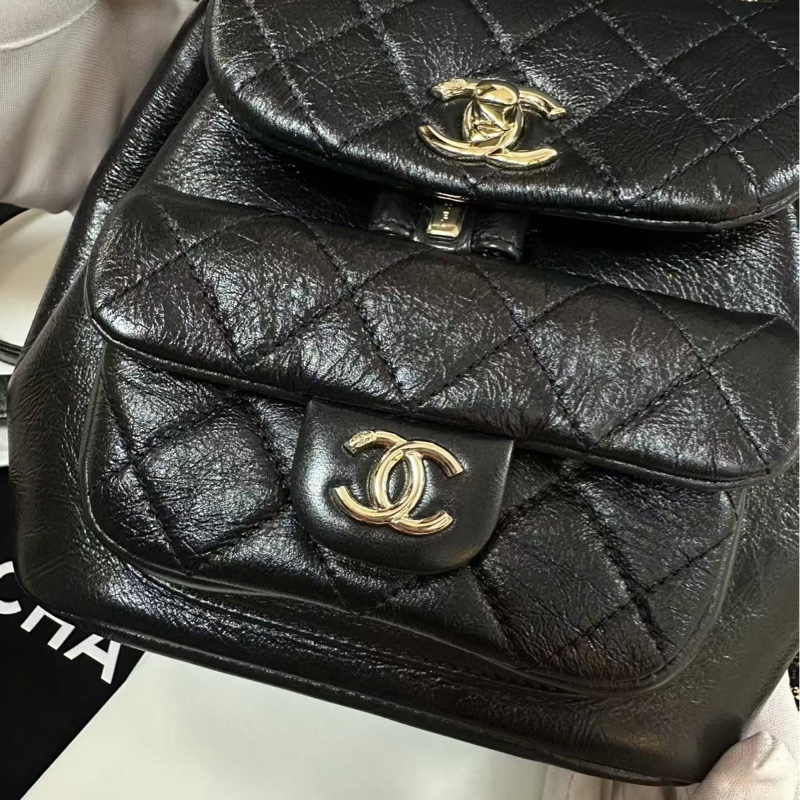 Chanel 22C Shiny Calfskin Black Quilted Small Duma Pockets Drawstring Backpack-5
