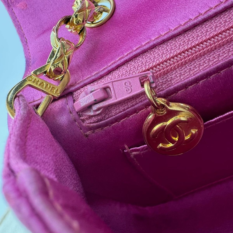 Chanel Vintage Satin Fuchsia Mini Diana Flap Bag with Gold Hardware-9