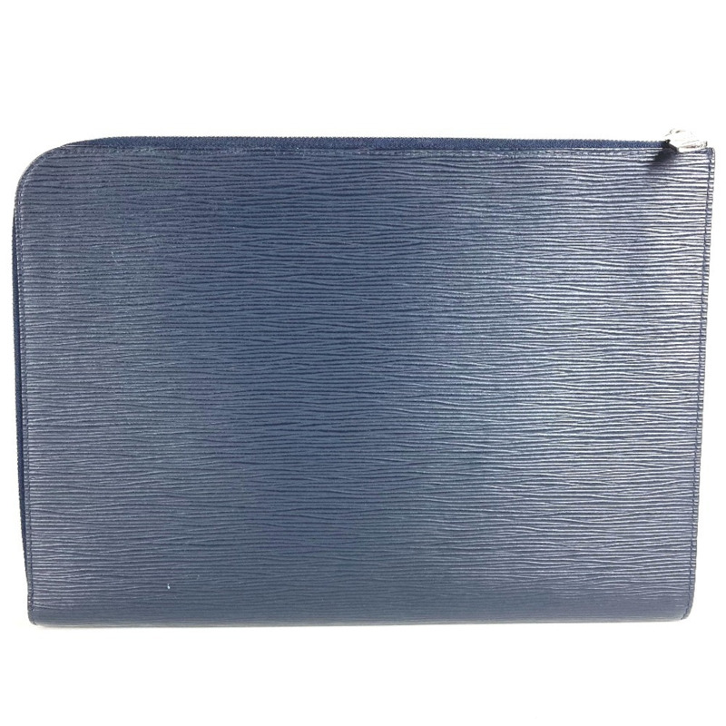 路易威登 M68199 Epi 皮革 Pochette Jour GM 手拿包。這款 GM 手拿包採用 L 型拉鍊，材質為皮革。男女款均有海軍藍可選。-1