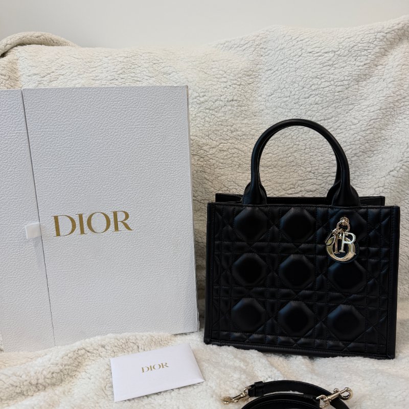 Dior Small Book Tote 黛妃托特包 99新配件盒子-0
