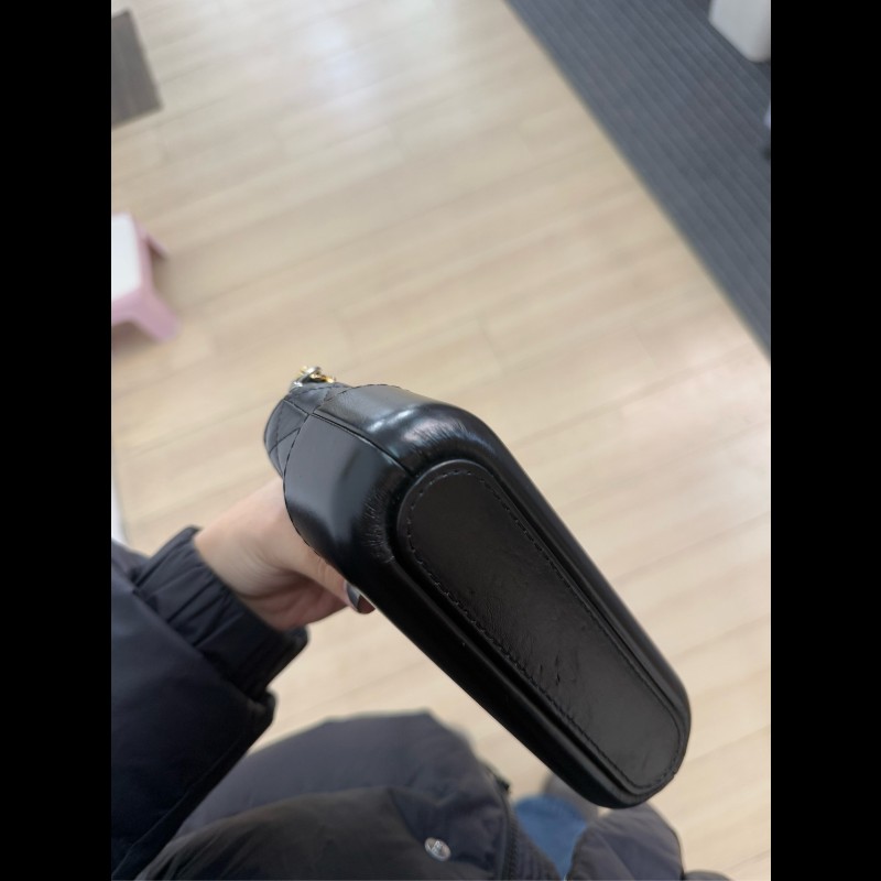 Chanel 黑金mini流浪鏈條包-10