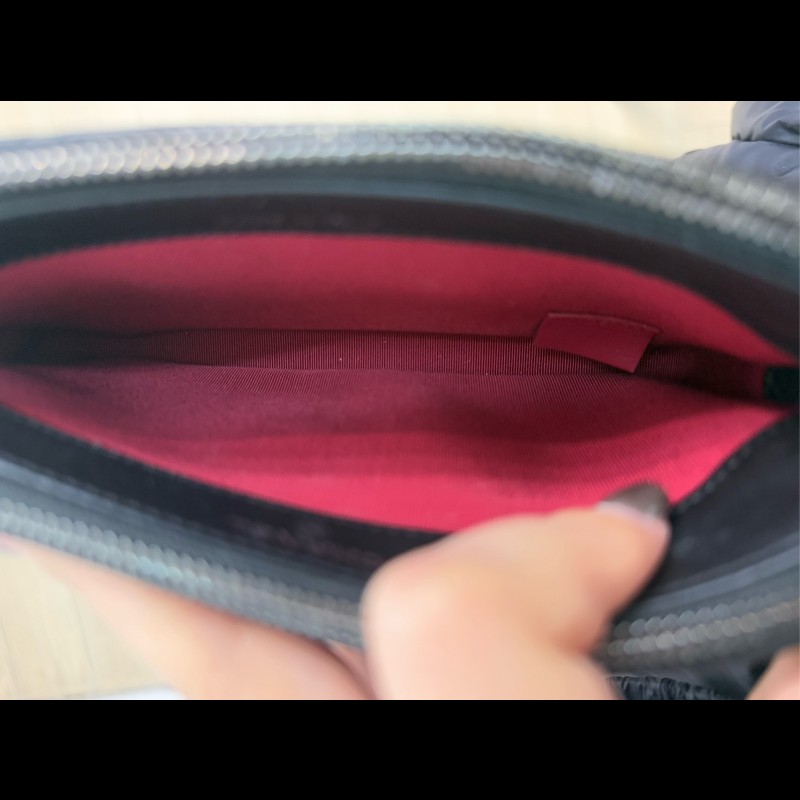 Chanel 黑金mini流浪鏈條包-12